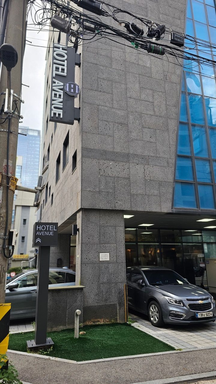 강남 파티룸 추천, 역삼 에이치에비뉴호텔 루프탑 수영장 5인 호캉스 사진 2