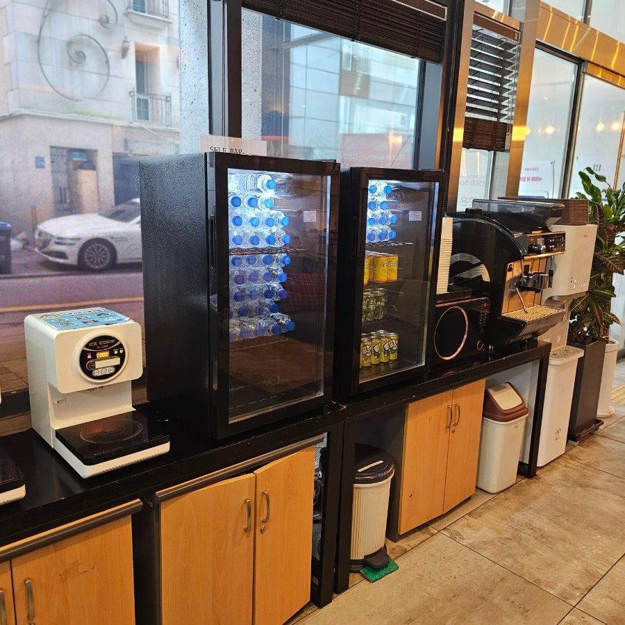 강남 파티룸 추천, 역삼 에이치에비뉴호텔 루프탑 수영장 5인 호캉스 사진 5